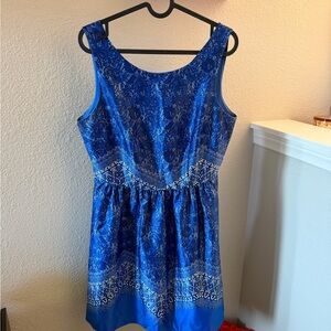 Outback Red Size 6 Blue and White A Line Knee Length Dress